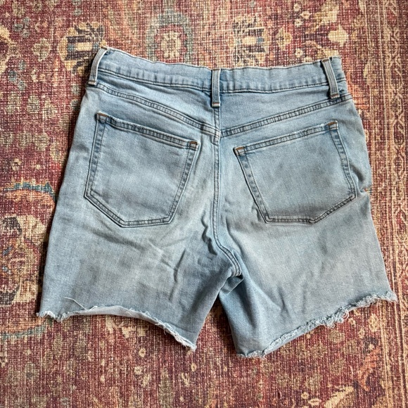 J. Crew Light Wash Women’s 29 Denim Distressed Shorts 5” inseam - Picture 8 of 8